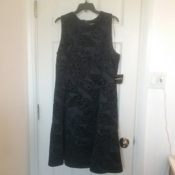 Liz Claiborne Dresses & Skirts - NWT Liz Claiborne Navy/Black 18 Dress Final Price
